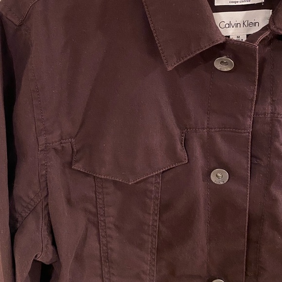 **LIKE NEW** CALVIN KLEIN Plum Jean Jacket. Size M. Unisex. - Picture 4 of 5